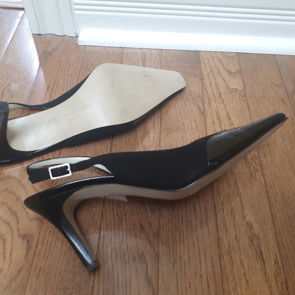 Anne Klein black slingback shoes - Picture 3 of 8